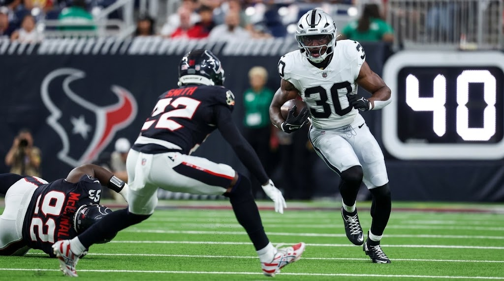 4 - Fantasy Football Risers After Preseason Week 2: 10 Players Gaining Draft Value — image 3
