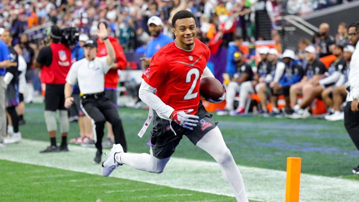 Flag football athlete with Los Angeles 2028 Olympic pathway concept