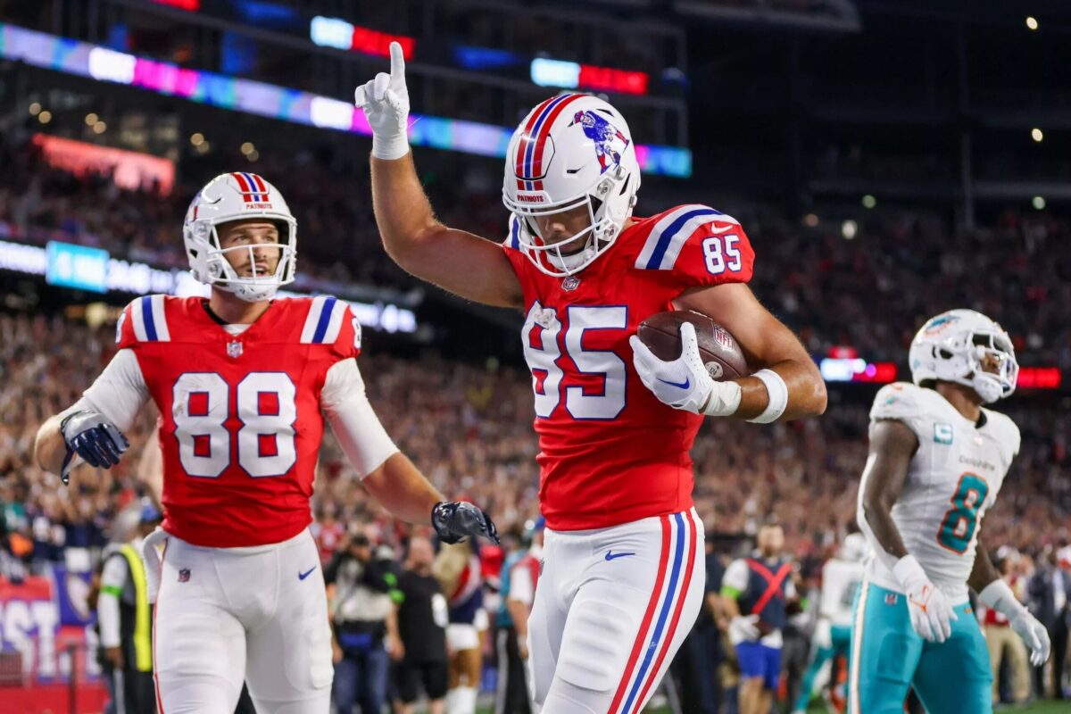 Three-tight-end personnel in a heavy American football formation