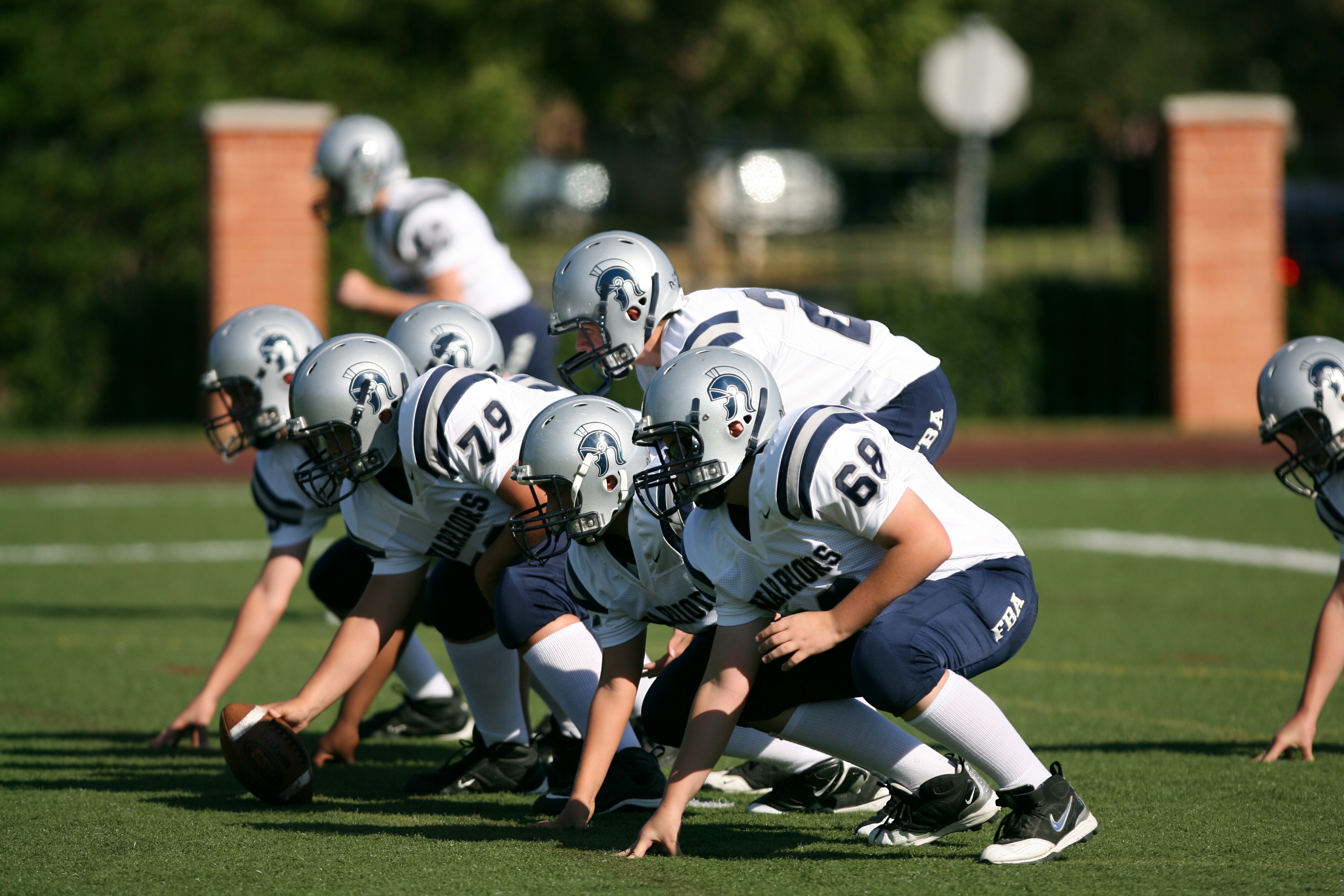 American football receivers aligned on one side of the formation