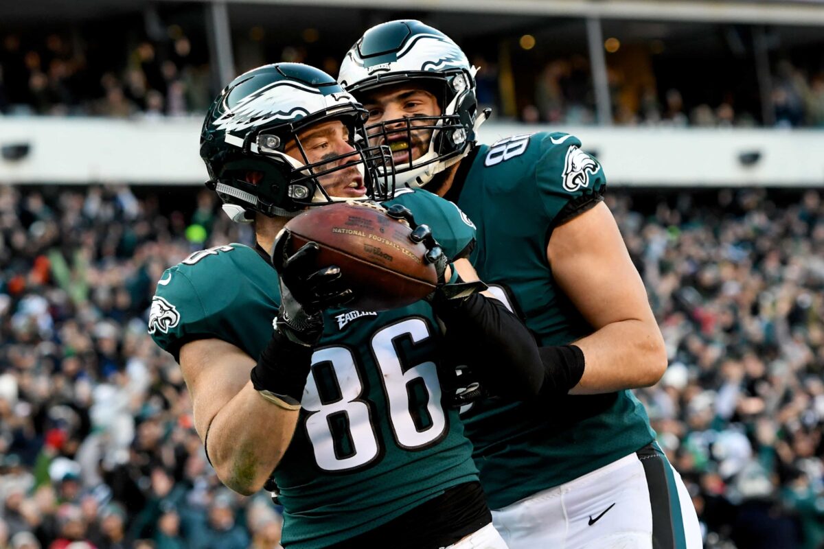 NFL heavy personnel formation with multiple tight ends